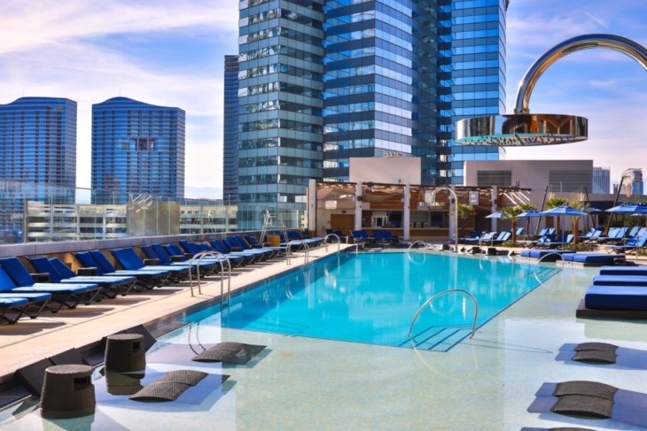 The Perfect Poolside Vegas Selfie