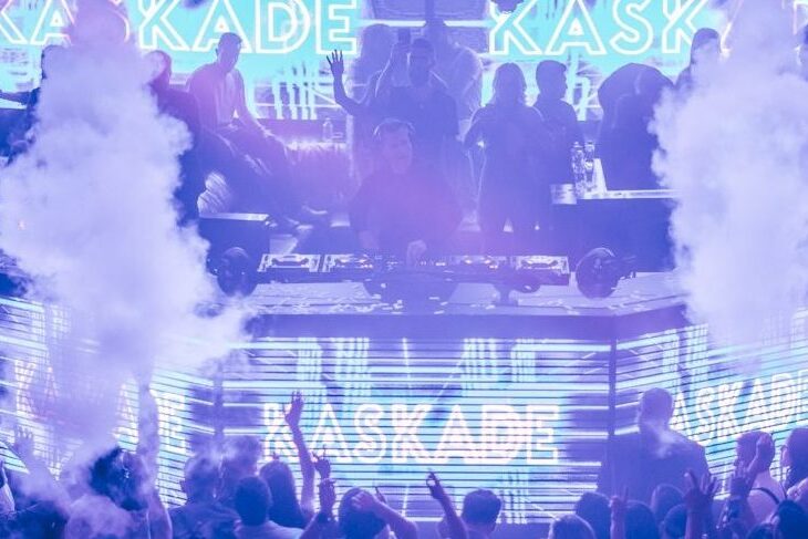 YOUR WEEKEND WARM UP:Kaskade