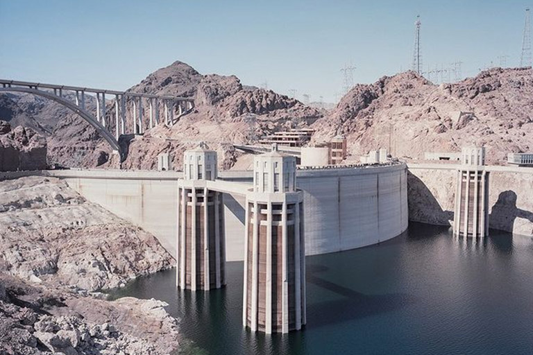  Hoover Dam