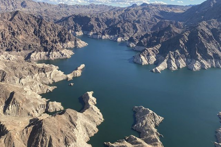  Lake Mead 