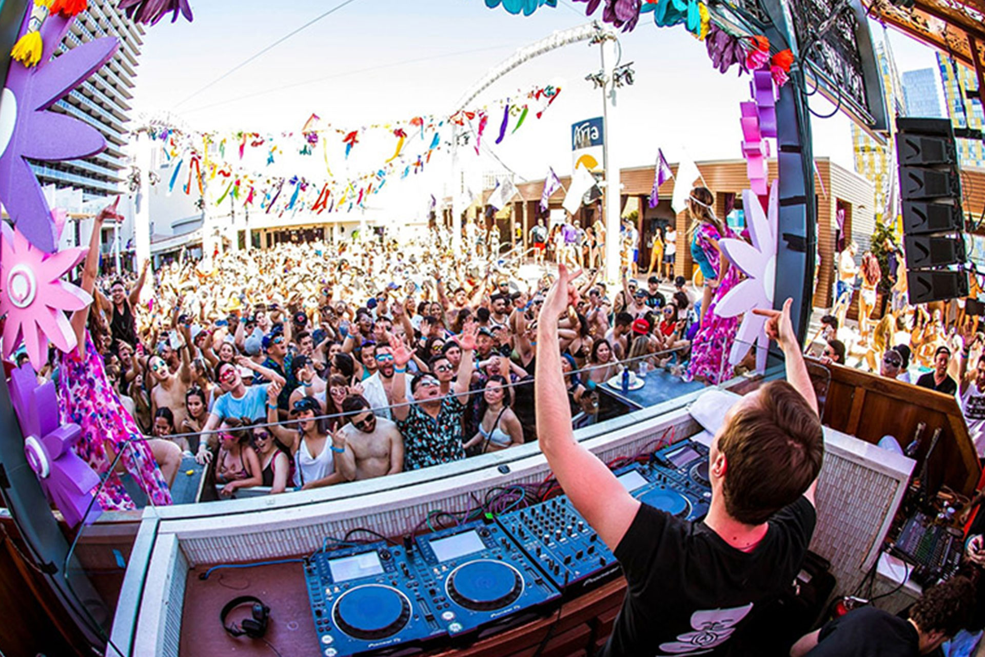 The DJ booth during Exodus Festival SZN10’s pool party