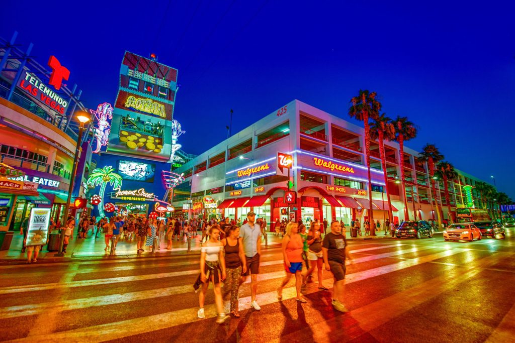 First-Timers Guide: “Must-See in Vegas” Spots!